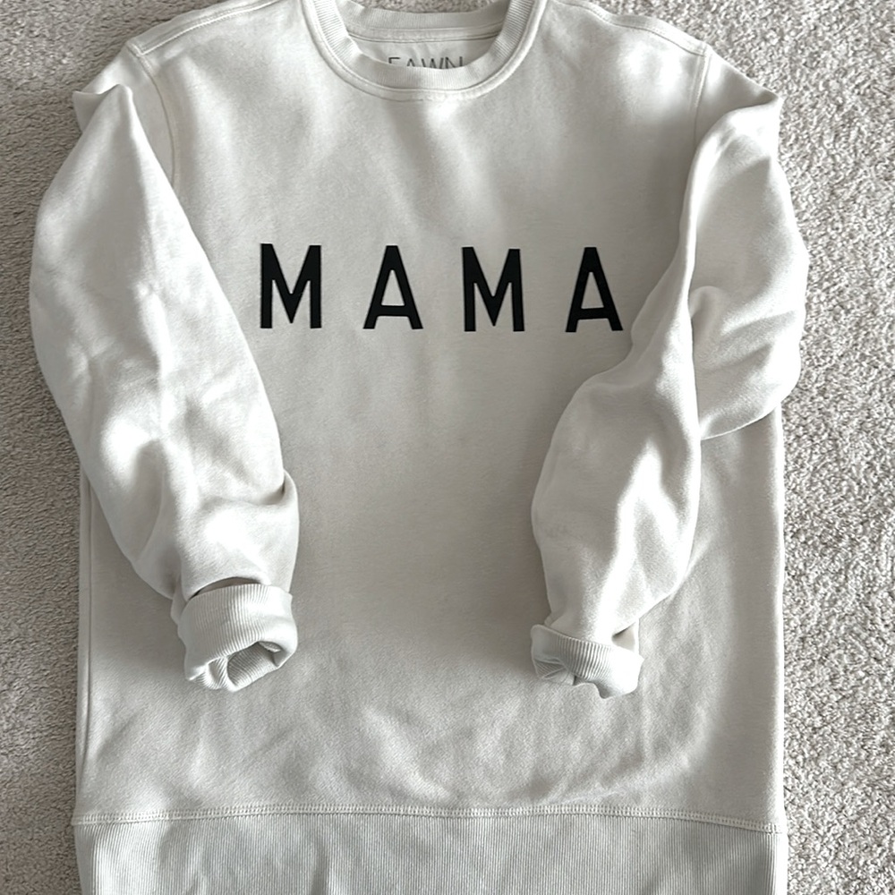 Oversized Mama Sweatshirt - size smalll